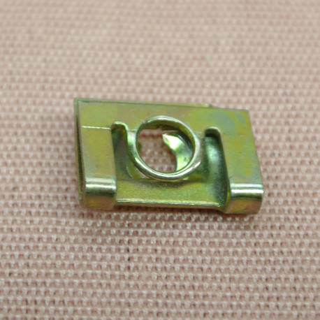 GRAFFETTA CARROZZERIA - FERRO (en)